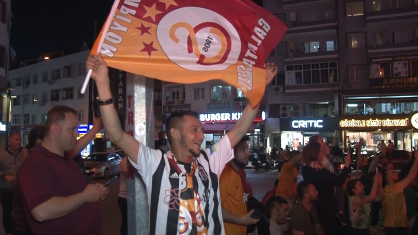 Beşiktaşlı taraftar Galatasaray’ın şampiyonluğunu böyle kutladı