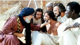 Bir Sinema Efsanesi Dönüyor: "Çağrı" Filmi 4K Kalitesiyle Gelecek Nesillere Miras!