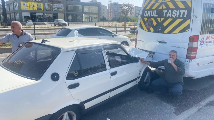 Diyarbakır’da maddi hasarlı zincirleme kaza