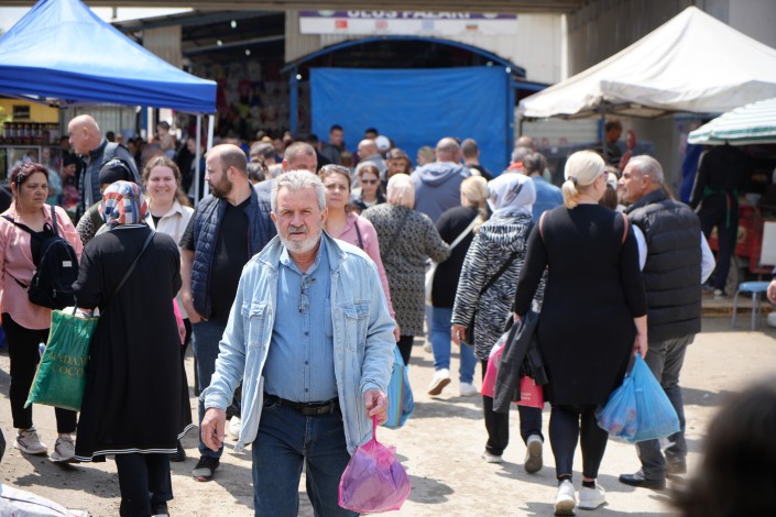 Edirne Ulus Pazarı, Kakava Hıdırellez Şenlikleri ile Bulgar Müşterilerine Ev Sahipliği Yapıyor