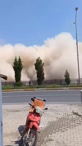 Elazığ’da kontrolsüz yıkım tehlikeye davetiye çıkardı