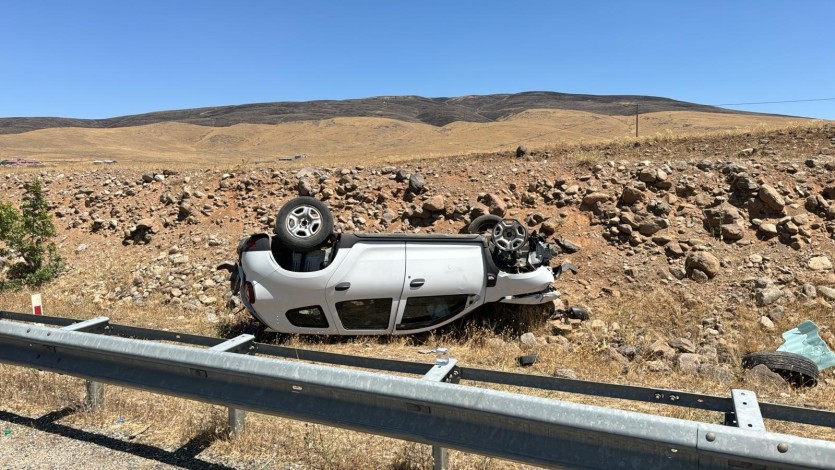 Elazığ'da otomobil takla attı: 1 yaralı