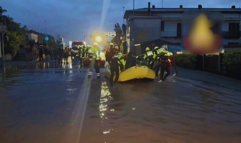 İtalya'nın kuzeyini vuran şiddetli yağışta 1 kişi öldü