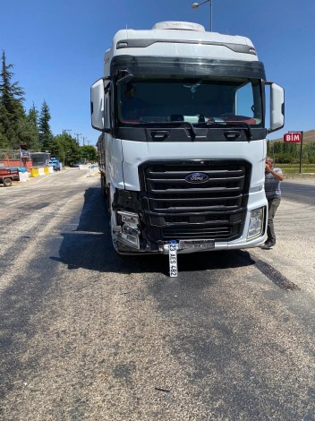 Malatya'da kamyon ile pat pat motoru çarpıştı:1 yaralı