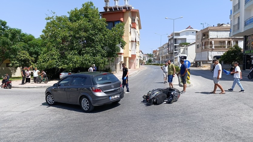 Manavgat'ta otomobil ile motosiklet çarpıştı: 1 yaralı