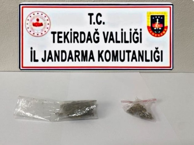 Tekirdağ'da uyuşturucu operasyonunda bonzai, esrar ve metamfetamin ele geçirildi