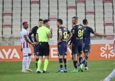 - Trendyol Süper Lig: Sivasspor: 2 - Fenerbahçe: 2 (Maç sonucu)